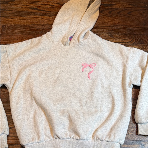 Edikted Tops - Edikted Gray Hoodie with Pink Ribbon size XS